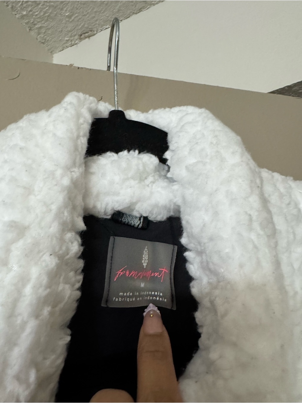 Free People FP MOVEMENT White Sherpa reversible vest - Picture 2 of 4